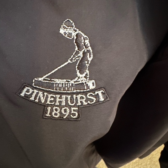 💙3/$20 Nike Black Jacket with Pinehurst Logo - Picture 4 of 6